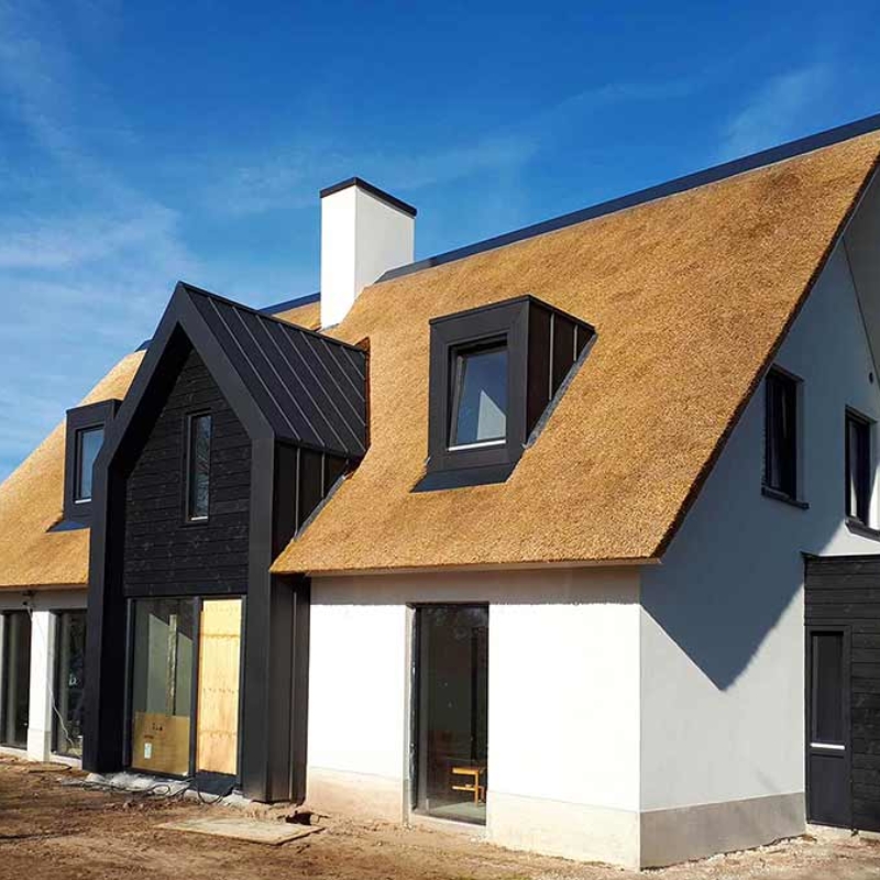 Referentie Rietdekkersbedrijf Molenaar: rieten dak woonhuis Geffen